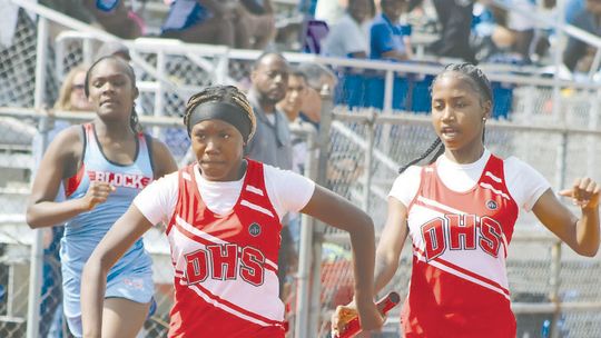 Delhi dominates district meet