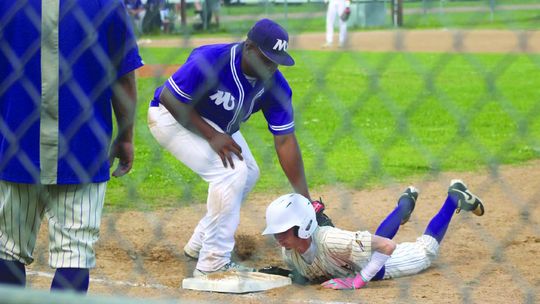Mangham defeats Oakdale in baseball quarterfinals