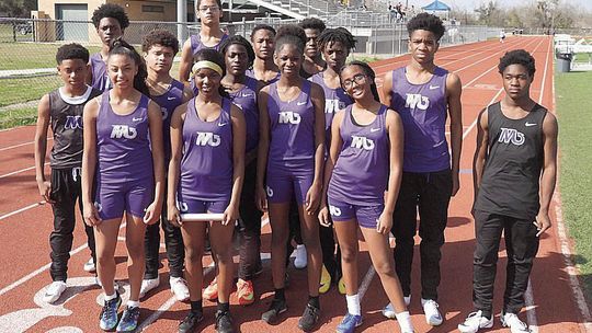 Rayville, Mangham dominate at track meet