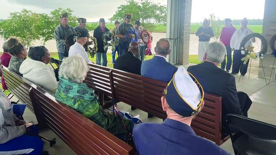 Richland observes Memorial Day