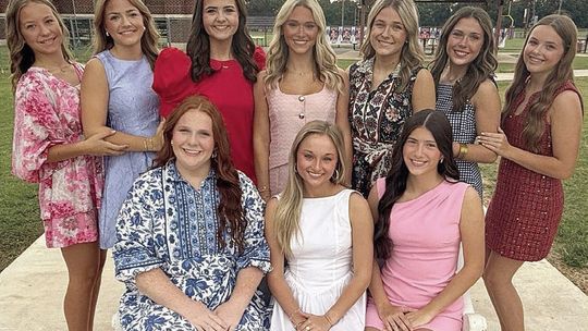 Riverfield names homecoming court