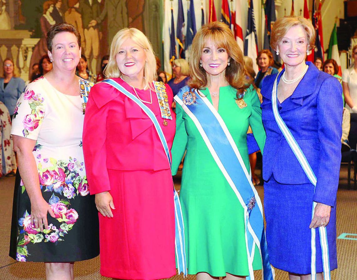 Area members attend DAR Congress