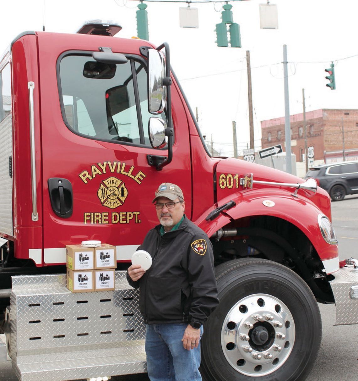 Fire department offers public free smoke detectors