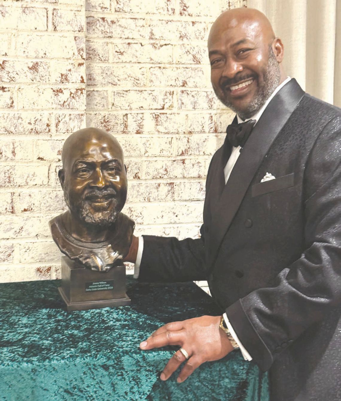 Jimmy Wilson inducted into college hall of fame