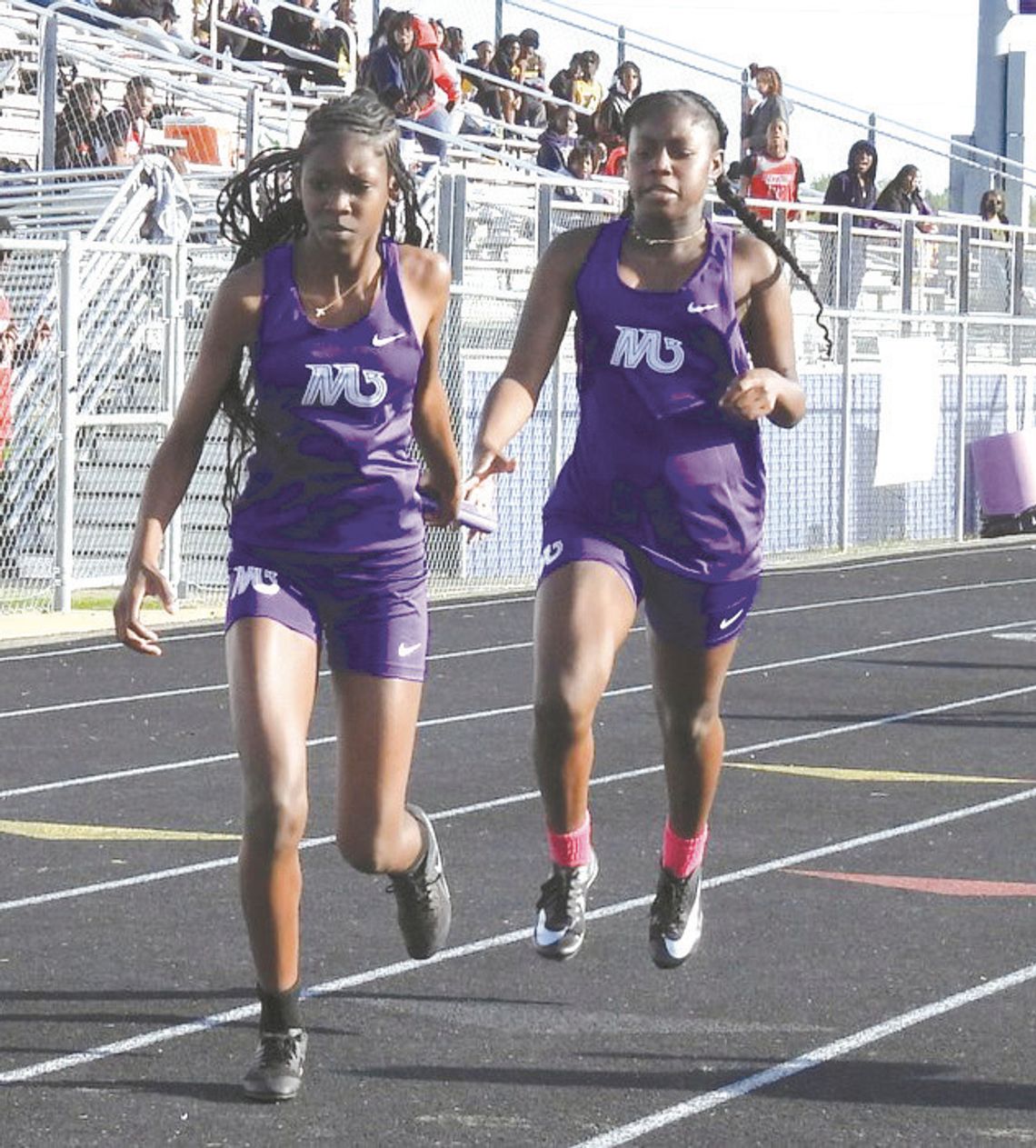 Mangham dominates home junior high meet