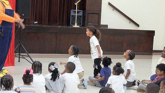 Big Buddy Roger brings fun and learning to Richland youth